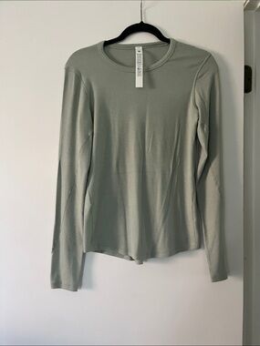 lululemon athletica Long Sleeve Crewneck Top - Sage